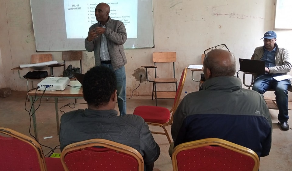የደቡብ ኢትዮጵያ ክልል ፋይናንስ ቢሮ ከአለምአቀፋ የህፃናት አድን ድርጅት /unicef / ጋር በመተባበር ያዘጋጀው የክህሎት ማበልጸጊያ ስልጠና እየሰጠ ነው፡፡